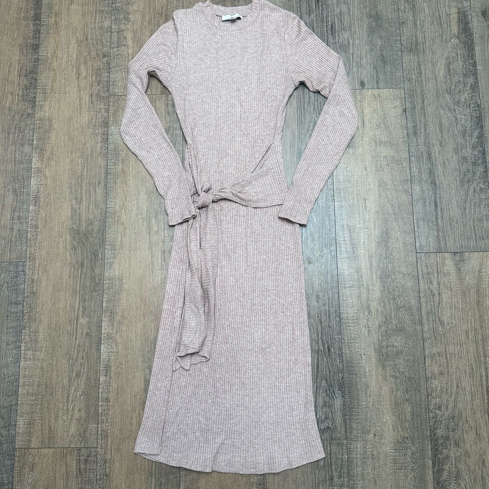 FOURTEENTH PLACE Long sleeve ribbed dress